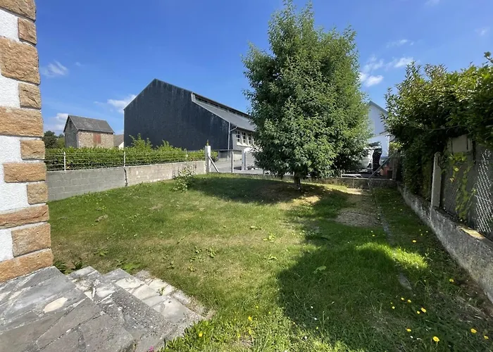 Maison Avec Jardin Près De La - Fr-1-361-560