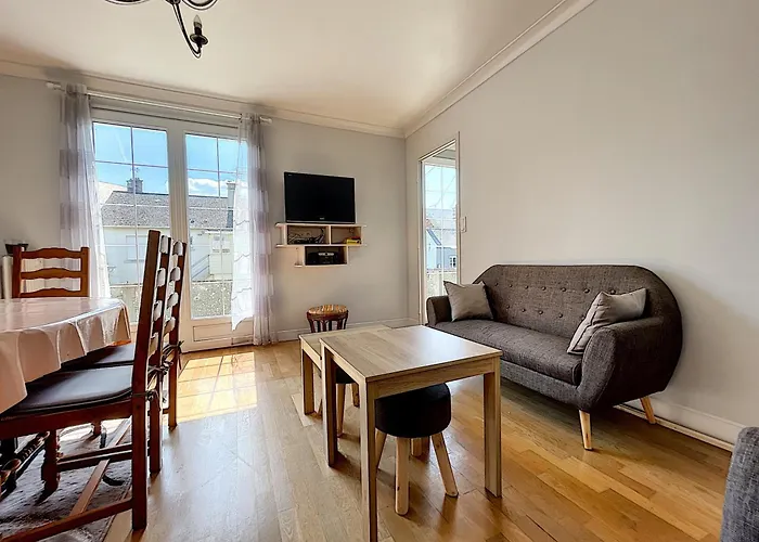 Maison Avec Jardin Près De La - Fr-1-361-560 *