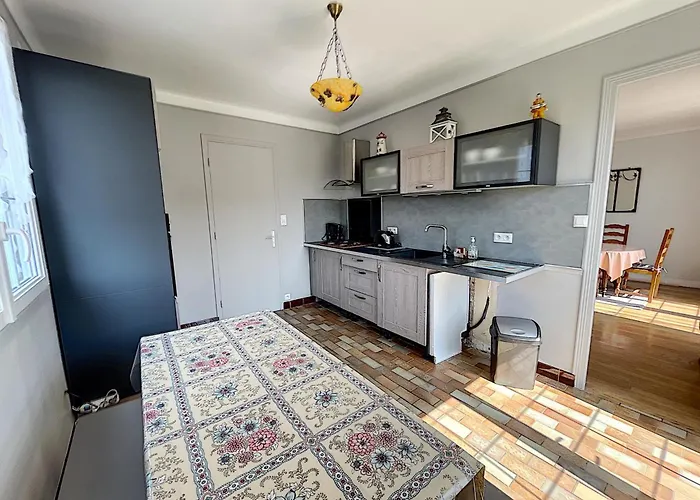 Casa vacanze Maison Avec Jardin Près De La - Fr-1-361-560 *